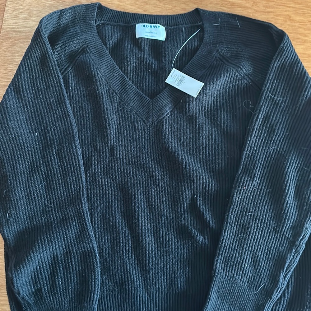 Old Navy Woman’s Black V Neck